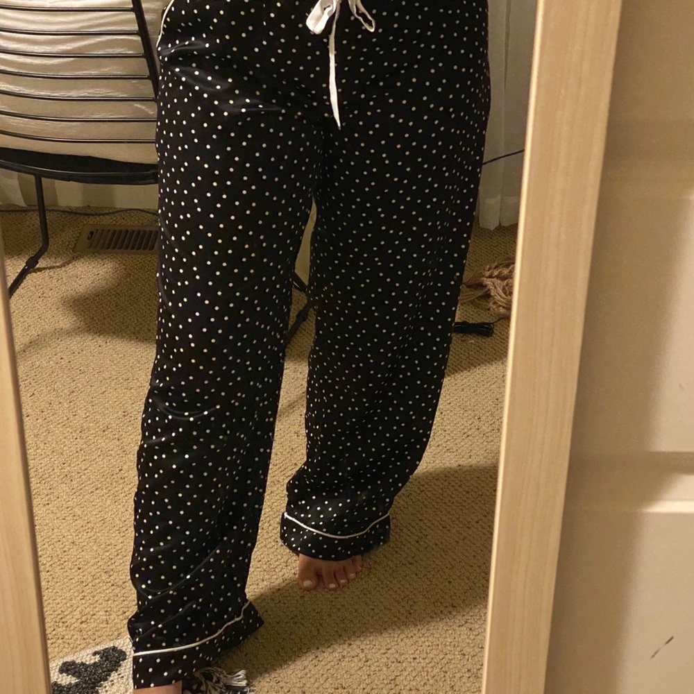 Pajama Set - Picture 3 of 7